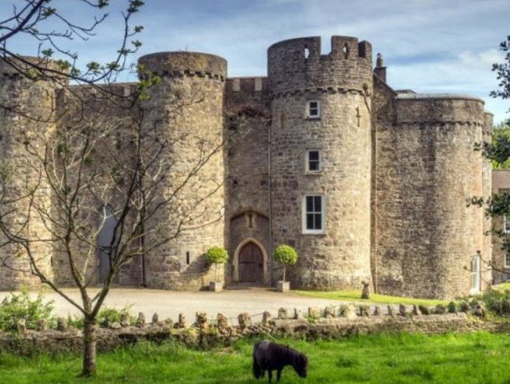 Upton Castle, United Kingdom